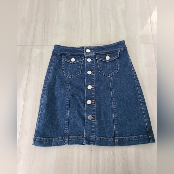Loft Button Up Skirt - Picture 2 of 6